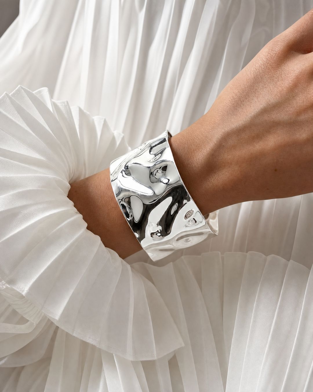Noem Bangle